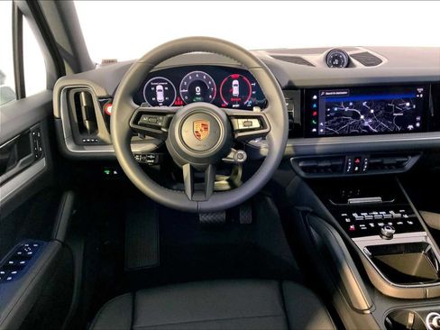 New 2026 Porsche Cayenne E-Hybrid image 13