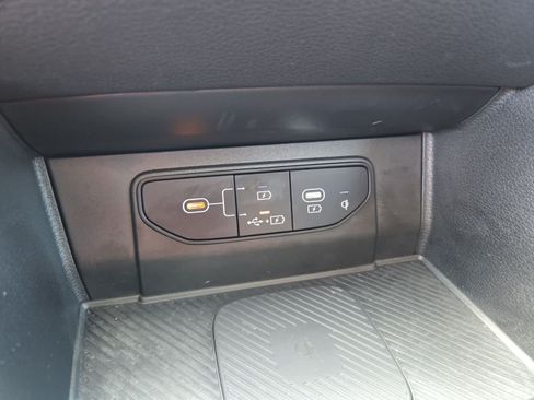 Certified 2026 Kia Sportage EX FWD image 28