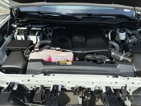 Used 2022 Toyota Tundra SR5 image 33