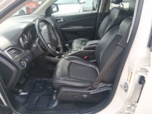 Used 2020 Dodge Journey Crossroad FWD image 12