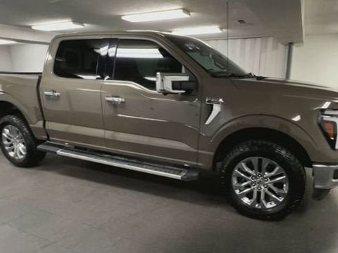 Used 2025 Ford F150 Lariat w/ Equipment Group 501A Mid image 2