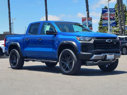 Used 2023 Chevrolet Colorado Trail Boss w/ LPO, Dark Essentials Package AWD/4WD image 31