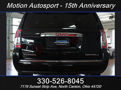 Used 2018 GMC Yukon Denali w/ Denali Ultimate Package AWD/4WD image 6