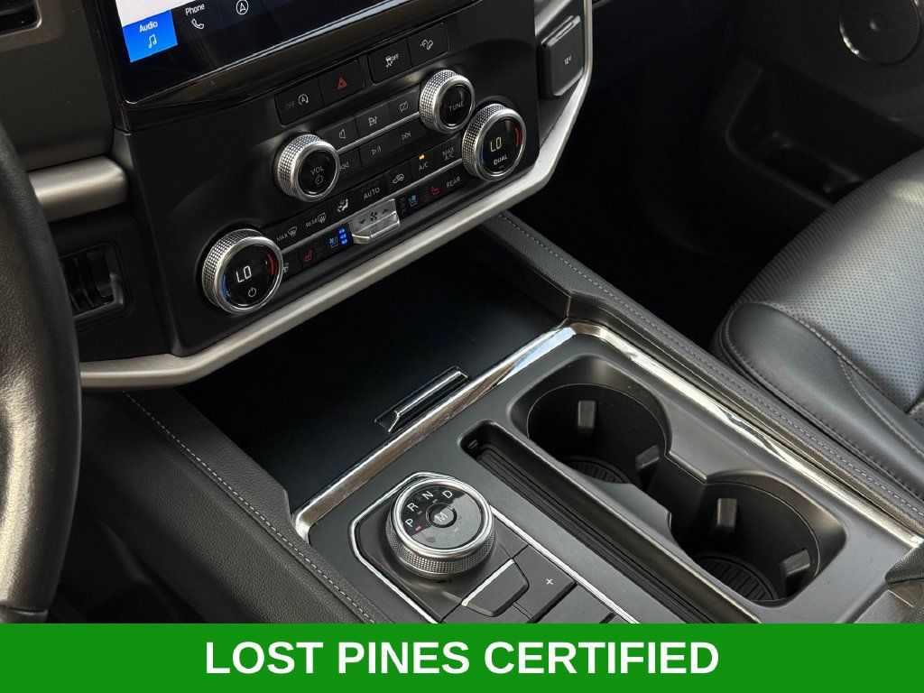 Used 2024 Ford Expedition XLT AWD/4WD image 17