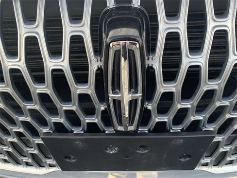 Used 2024 Lincoln Corsair AWD image 31