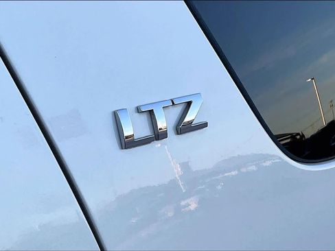 Used 2011 Chevrolet Tahoe LTZ image 10