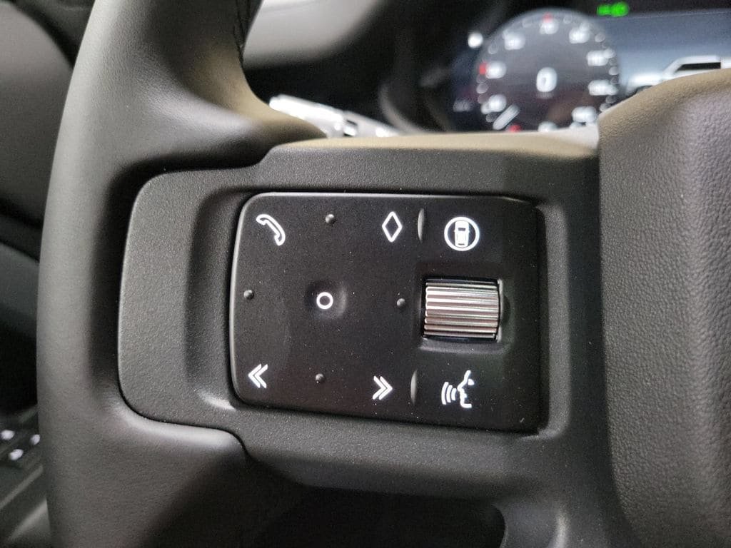 New 2026 Land Rover Defender 110 S AWD/4WD image 15