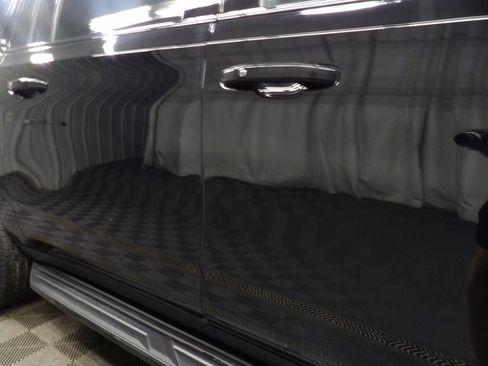 Used 2026 Chevrolet Suburban RST w/ Comfort Package AWD/4WD image 40