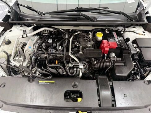 Used 2024 Nissan Sentra SV FWD image 8
