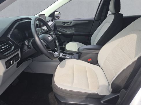 Used 2024 Ford Escape Active AWD/4WD image 11