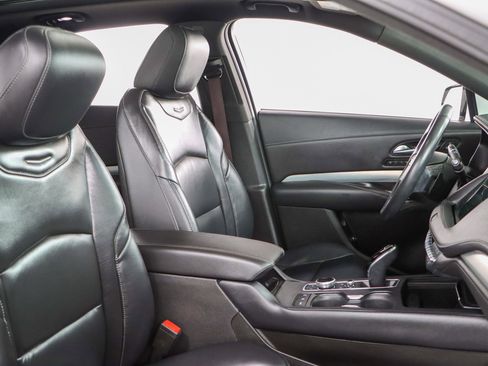 Used 2023 Cadillac XT4 Premium Luxury image 27