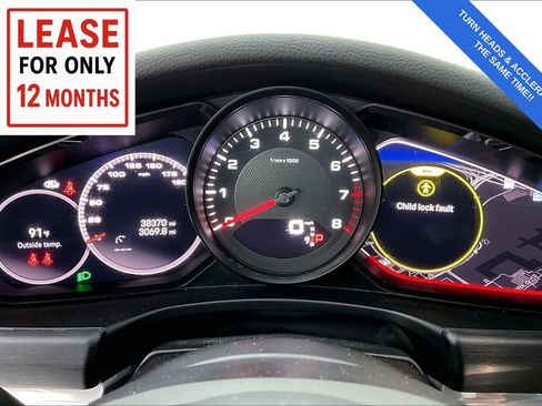 Used 2022 Porsche Panamera Platinum Edition RWD image 28