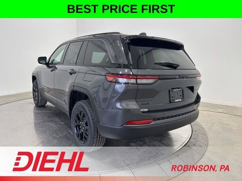 New 2026 Jeep Grand Cherokee Altitude AWD/4WD image 5