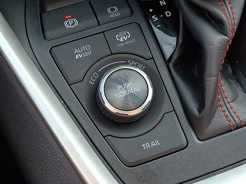 Used 2023 Toyota RAV4 XSE w/ Weather Package AWD/4WD image 28