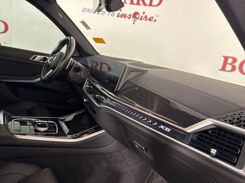 Used 2024 BMW X5 sDrive40i w/ Executive Package image 17