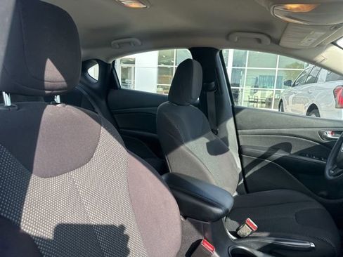 Used 2014 Dodge Dart SE w/ Convenience Group FWD image 9