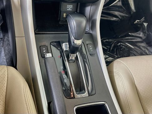 Used 2015 Honda Accord EX-L image 17