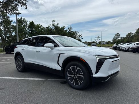New 2025 Chevrolet Blazer EV LT image 1