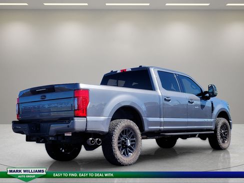 Used 2022 Ford F350 Lariat w/ Lariat Ultimate Package AWD/4WD image 4