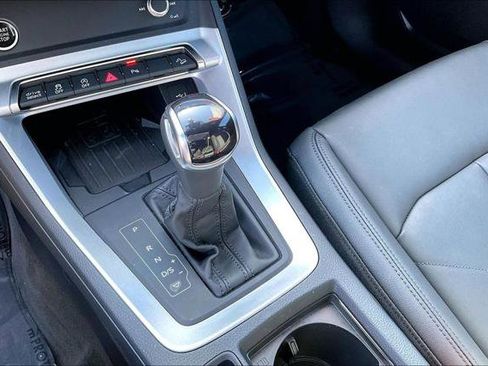 Certified 2025 Audi Q3 2.0T Premium w/ Convenience Package AWD/4WD image 28
