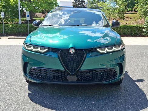 Used 2024 Alfa Romeo Tonale Veloce AWD/4WD image 29
