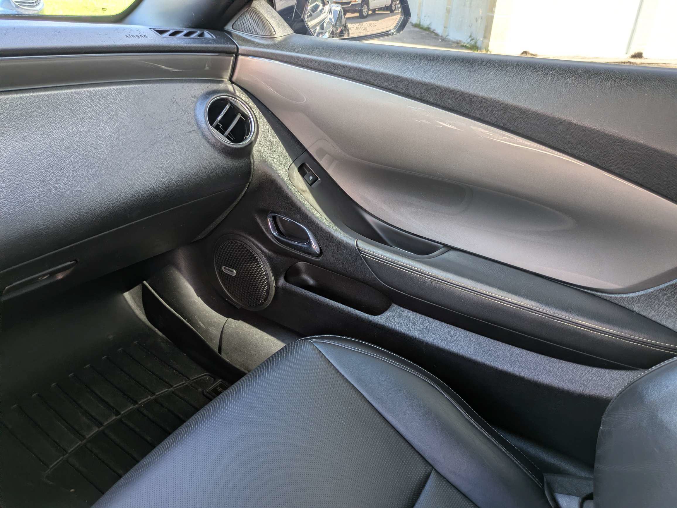 Used 2011 Chevrolet Camaro SS w/ RS Package RWD image 17