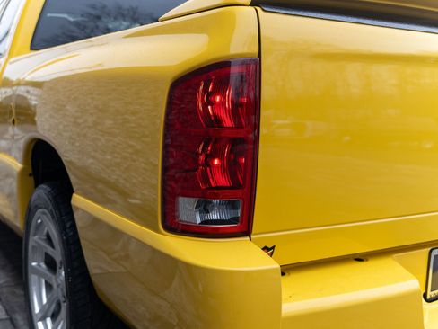 Used 2005 Dodge Ram 1500 Truck 4dr Quad Cab 140.5 WB image 31