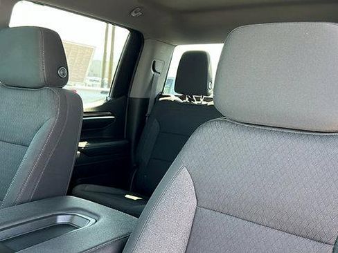 Used 2023 Chevrolet Silverado 1500 RST w/ Z71 Off-Road Package image 17