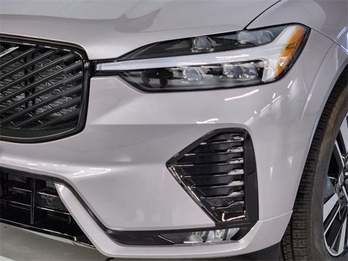 New 2026 Volvo XC60 B5 Core image 12