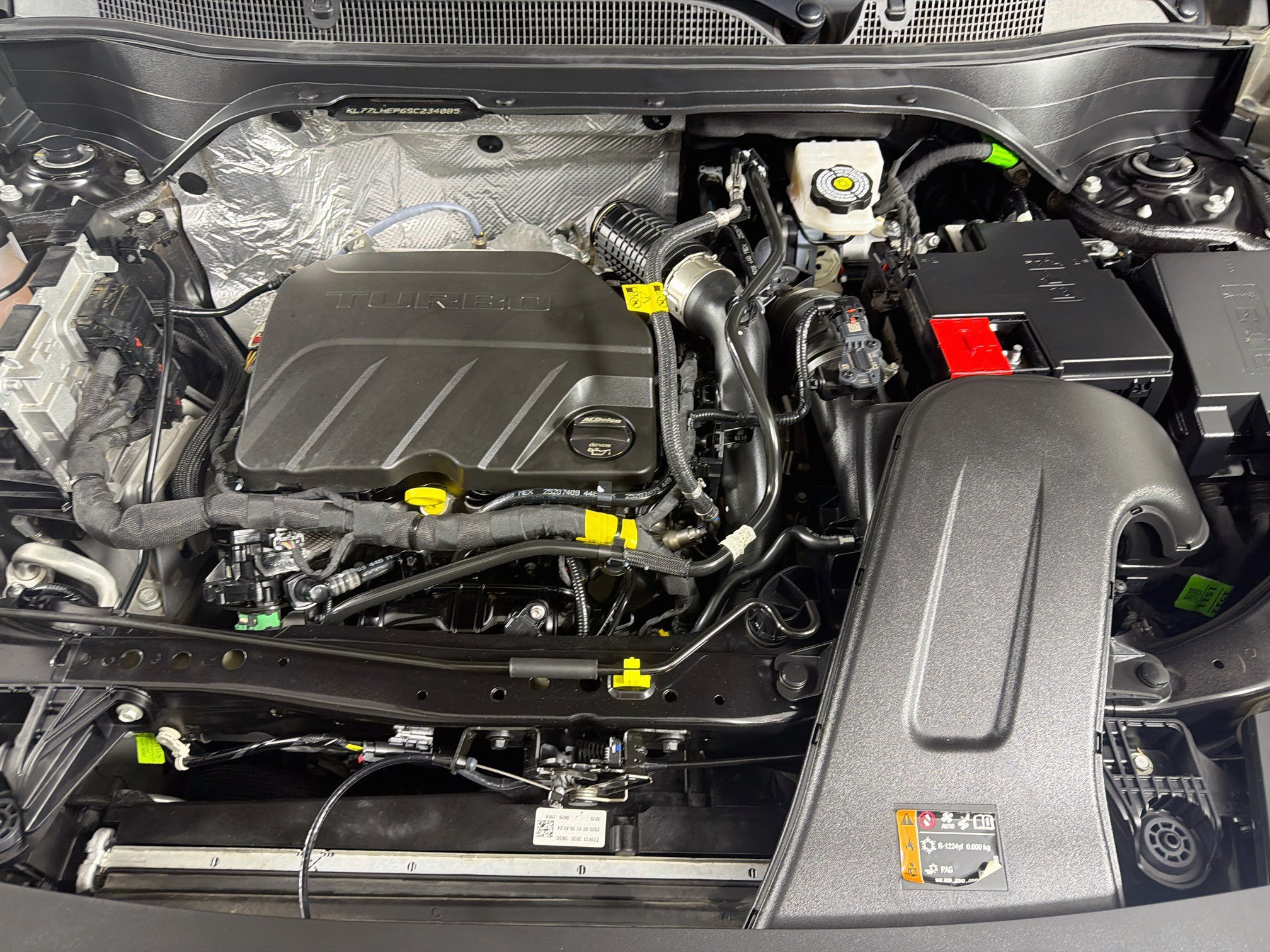 Used 2025 Chevrolet Trax LT FWD image 31