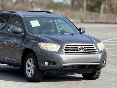 Used 2010 Toyota Highlander SE image 15