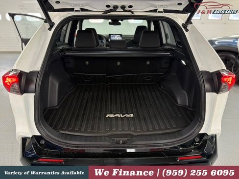 Used 2021 Toyota RAV4 SE AWD/4WD image 30