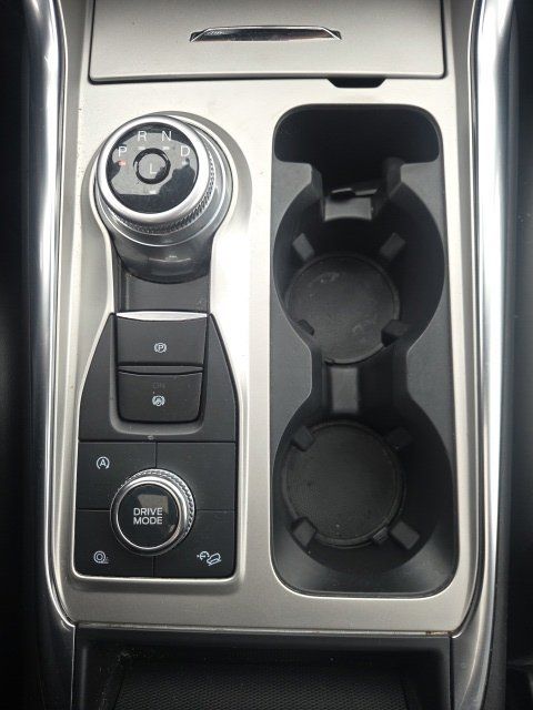 Used 2023 Ford Explorer XLT w/ Equipment Group 202A AWD/4WD image 37