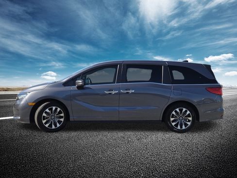 Certified 2024 Honda Odyssey EX-L image 16