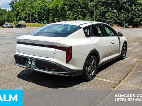 Used 2025 Kia K4 FWD image 6