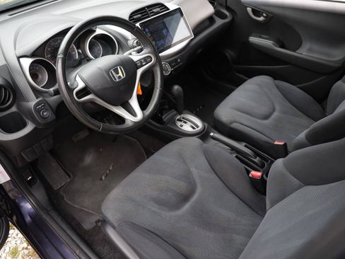 Used 2010 Honda Fit Sport image 4