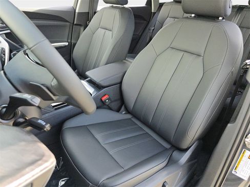 New 2025 Audi Q5 Premium image 15