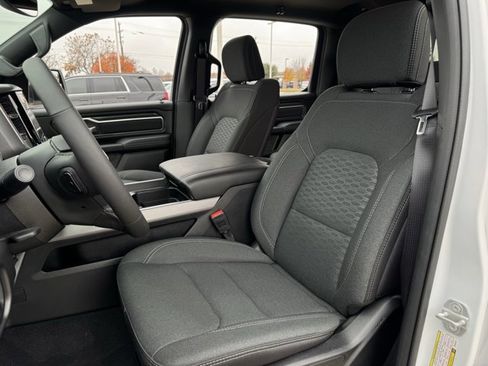 Used 2025 RAM 1500 Big Horn image 24