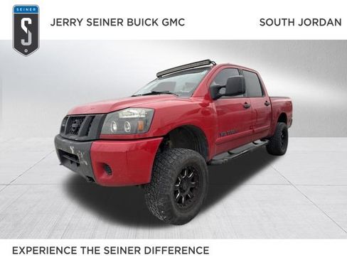 Used 2008 Nissan Titan SE image 1