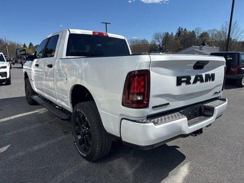 Used 2025 RAM 2500 Big Horn AWD/4WD image 4