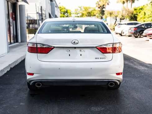 Used 2014 Lexus ES 350 w/ Premium Package FWD image 8