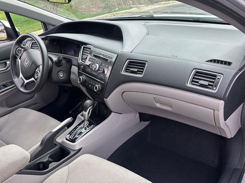 Used 2013 Honda Civic LX image 17