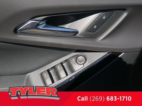 New 2026 Chevrolet Equinox LT w/ Safety and Technology Package image 18