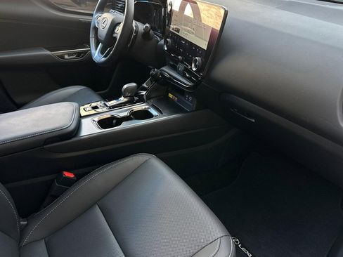 Used 2024 Lexus NX 350 AWD w/ Vision Package image 32