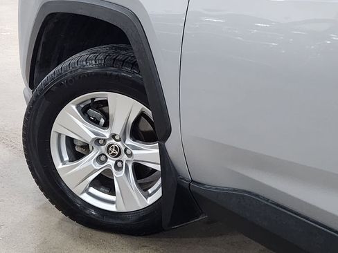 Used 2021 Toyota RAV4 XLE image 23