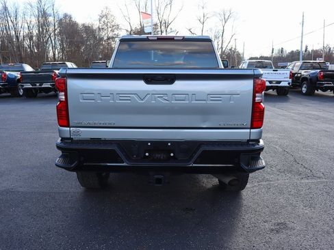 Used 2024 Chevrolet Silverado 2500 Custom w/ Custom Value Package image 28