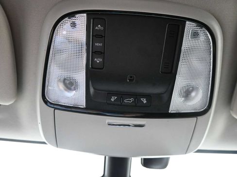Used 2021 Dodge Durango SXT AWD/4WD image 18