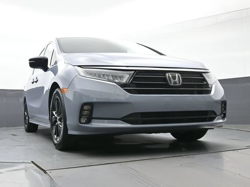 Used 2023 Honda Odyssey Sport image 39