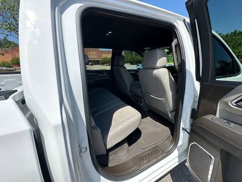 Used 2024 GMC Sierra 1500 SLT RWD image 15