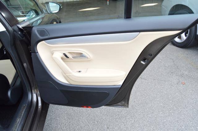 Used 2013 Volkswagen CC Sport FWD image 46